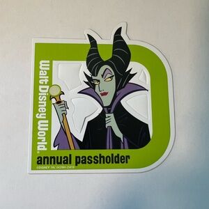 Walt Disney World Annual Passholder Magnet 2025 Maleficent Brand New